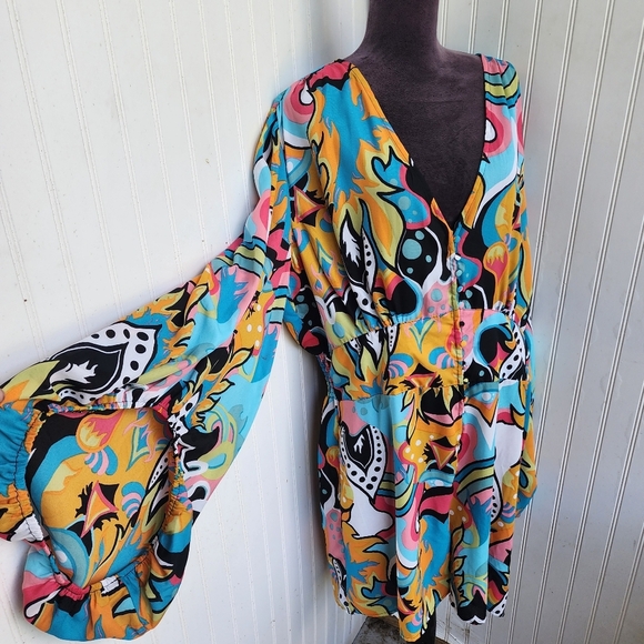 Ashley Stewart Colorful Geo Swirl V-Neck Split Romper Long Sleeve Plus V-Neck 24 - Picture 3 of 14